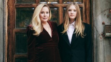 Η Κριστίνα Άπλγκεϊτ αποκάλυψε τι της είπε η κόρη της μετά τη διάγνωση με σκλήρυνση κατά πλάκας - «Ήταν σαν μαχαίρι στην καρδιά, όταν το άκουσα»