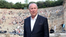 Ρόμπερτ Γουίλσον: Έφυγε από τη ζωή ο σπουδαίος σκηνοθέτης σε ηλικία 83 ετών 