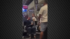 Αδιανόητο περιστατικό στην Κολομβία - Άντρας χαστούκισε γυναίκα σε αεροδρόμιο επειδή δεν τον άφησε να κάτσει δίπλα στη γυναίκα του, δείτε βίντεο