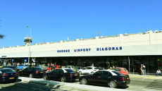 «Ζητείται γιατρός» για το αεροδρόμιο της Ρόδου