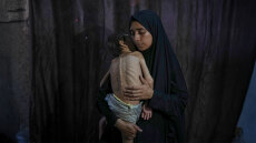 Κραυγή αγωνίας από γονείς στη Γάζα: Αργοπεθαίνουμε, τα παιδιά μας είναι μόνο δέρμα και κόκκαλα...