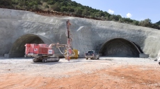 Μπράλος – Άμφισσα: Παίρνει μορφή ο «κρυμμένος» νέος δρόμος των δύο σηράγγων και των έξι γεφυρών