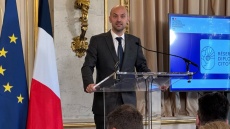 Την άνευ όρων απελευθέρωση των ομήρων που κρατούνται επί 666 μέρες στη Γάζα, ζητεί ο Γάλλος ΥΠΕΞ 