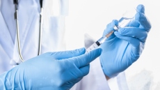 Η Ρωσία αρχίζει δοκιμές σε ανθρώπους εμβολίου κατά του μελανώματος