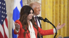 Απαγόρευση συγκεντρώσεων στο Μέγαρο Μουσικής λόγω εκδήλωσης για την Κίμπερλι Γκιλφόιλ