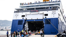 Ένας 36χρονος πήδηξε από το πλοίο μόλις έφτασε στην Κάρπαθο - Νοσηλεύεται προληπτικά