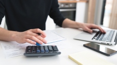 Εξωδικαστικός Μηχανισμός: Πάνω από 40.500 ρυθμίσεις για οφειλές αξίας 13,25 δισ. ευρώ
