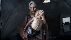 The Lancet: Σχεδόν το ένα παιδί στα έξι υφίσταται ακραίο οξύ υποσιτισμό στη Γάζα 