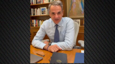 Μητσοτάκης στο TikTok: Η Ελλάδα αποκτά 13 μικροδορυφόρους