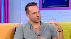 O Mέμος Μπεγνής αναθεωρεί τις απόψεις του για τη μονογαμία: «Διαφωνώ ότι είναι αδύνατη, μεγαλώνοντας αλλάζουμε γνώμες»

