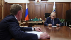 Πόλεμος στην Ουκρανία - WSJ: Κατάπαυση πυρός αν πάρει Ντονέτσκ και Λουγκάνσκ - Η πρόταση που κατέθεσε ο Πούτιν 