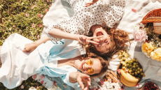 Το καλοκαιρινό φρούτο που προστατεύει καρδιά, μαλλιά και επιδερμίδα