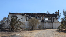 Ελεύθεροι αφέθηκαν με εντολή εισαγγελέα οι δύο συλληφθέντες  για τη φωτιά στην Κερατέα