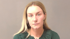 Εκπαιδευτικός στις ΗΠΑ κακοποίησε σεξουαλικά 11χρονο σε «ραντεβού για παιχνίδι» - Η 34χρονη ρίχνει στον ανήλικο την ευθύνη