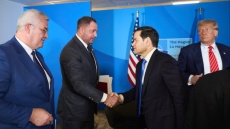 Αμερικανοί και Ουκρανοί θα διαπραγματευτούν ξανά ως το τέλος της εβδομάδας για το ειρηνευτικό σχέδιο Τραμπ