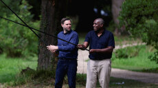 Ο Βρετανός ΥΠΕΞ κατήγγειλε τον εαυτό του στις Αρχές γιατί πήγε με τον Βανς για ψάρεμα χωρίς να έχουν άδεια
