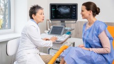 Τι αλλάζει στο χειρουργείο του καρκίνου τραχήλου της μήτρας – Πώς ωφελούνται οι ασθενείς
