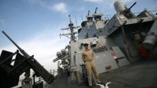 Νέο επεισόδιο στη Σινική Θάλασσα: Η Κίνα «εκδίωξε» αμερικανικό αντιτορπιλικό