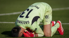 Το πρώτο γκολ της χρονιάς στη La Liga ήρθε από γκάφα του Γκαζανίγκα - Πρόλαβε μάλιστα να κάνει πέναλτι και να αποβληθεί ο τερματοφύλακας της Τζιρόνα - Βίντεο