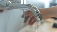 Χιλιάδες Βρετανοί θα μείνουν χωρίς νερό για 48 ώρες μετά από σοβαρή βλάβη σε κεντρικό αγωγό