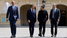 Διπλωματικός πυρετός για την Ουκρανία: Φον ντερ Λάιεν, Στάρμερ, Μακρόν, Μερτς και Μελόνι στη συνάντηση Τραμπ με Ζελένσκι στον Λευκό Οίκο