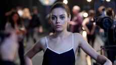 Η Μίλα Κούνις μίλησε για την προετοιμασία που έκανε για το «Black Swan»: «Πολύς χορός και λίγο φαγητό»