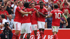 Premier League: Η Νότιγχαμ εύκολα 3-1 την Μπρέντφορντ, κόλλησε στο μηδέν η Τσέλσι με την Κρίσταλ Πάλας - Δείτε τα γκολ 