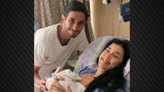 Η Άννα Τσουκαλά έγινε μητέρα σε ηλικία 50 ετών - Η φωτογραφία μέσα από το μαιευτήριο