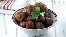 Οι κεφτέδες αλλιώς: Πώς τους φτιάχνουν σε όλο τον κόσμο