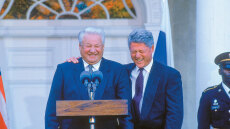 80 χρόνια συναντήσεις κορυφής ΗΠΑ - Ρωσίας: Όταν οι πρόεδροι «τα έτσουζαν», έτρωγαν χάμπουργκερ και μοίραζαν τον κόσμο