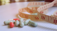 Έρχεται το χάπι αδυνατίσματος μέσα στο 2026, γιατί το αποτέλεσμα διαφέρει ανά άτομο και η διακοπή οδηγεί σε υποτροπή