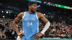 Βίντεο: Το κάλεσμα του Γιάννη Αντετοκούνμπο στον κόσμο για το Ελλάδα - Λετονία 