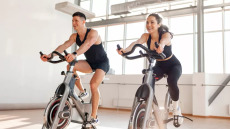 Ποια άσκηση ξυπνά την «8η αίσθηση» και βοηθά να «ακούμε» το σώμα μας