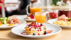 Τι να επιλέγουμε και τι να αποφεύγουμε σε έναν μπουφέ πρωινού σε ξενοδοχείο
