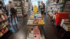 Η Δανία καταργεί τον ΦΠΑ στα βιβλία για να ενισχυθεί η ανάγνωση