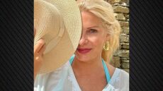 Η Ελένη Μενεγάκη συνεχίζει τις διακοπές της και κάνει «μηδέν σχέδια»