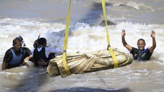 Στην επιφάνεια της θάλασσας μετά από 2.000 χρόνια αγάλματα από την βυθισμένη πόλη των Πτολεμαίων στην Αλεξάνδρεια - Δείτε βίντεο