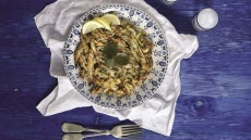 Αθερινόπιτα χιώτικη με αρωματικά
