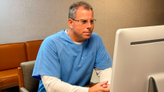 Απορρίφθηκε το αίτημα αποφυλάκισης του Έρικ Μενέντεζ που δολοφόνησε τους πλούσιους γονείς του με τον αδελφό του