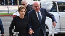 Μητσοτάκης και Μέρντοχ δείπνησαν σε ψαροταβέρνα της Τήνου