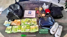 Νάξος: Συνελήφθη επ’ αυτοφώρω διαρρήκτης σε συγκρότημα καταλυμάτων 