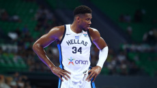 Δώδεκα σταρ του Eurobasket αποθεώνουν τον Γιάννη Αντετοκούνμπο: «Προσπαθεί να διαλύσει όποιον βρίσκει μπροστά του»