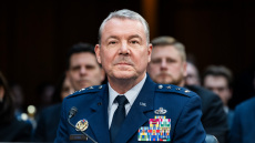 Ο Χέγκσεθ «ξήλωσε» τον επικεφαλής της Στρατιωτικής Υπηρεσίας Πληροφοριών μετά την αξιολόγηση της επίθεσης στο Ιράν