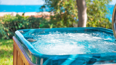 Τραγωδία σε ξενοδοχείο στη Μύκονο: Νεκρός 25χρονος σε πισίνα δωματίου