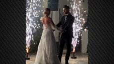 FY: Η δεξίωση μετά τον γάμο του με την Αλεξία Κεφαλά - Δείτε βίντεο