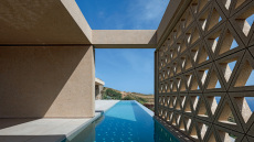 Villa Axis: Η κατοικία-γκαλερί με ορίζοντα το Αιγαίο