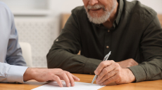 Κληρονομιές: Μεγαλύτερο μερίδιο θα παίρνουν οι σύζυγοι, το πλαίσιο για το σύμφωνο συμβίωσης
