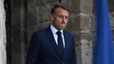 Γαλλία: Το αδιέξοδο «αγγίζει» τον Μακρόν που ξεμένει από πρωθυπουργήσιμους, ενώ τα spreads τραβούν την ανηφόρα