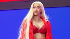 Cardi B για τις αισθητικές επεμβάσεις: Δεν ένιωσα ποτέ ανασφαλής, απλώς μου αρέσει ένας συγκεκριμένος τύπος σώματος