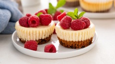 Περίσσεψε φανουρόπιτα; 5 συνταγές για να την αξιοποιήσετε